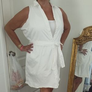 Ashley Stewart White Raw Edge Sleeveless Wrap Dress.